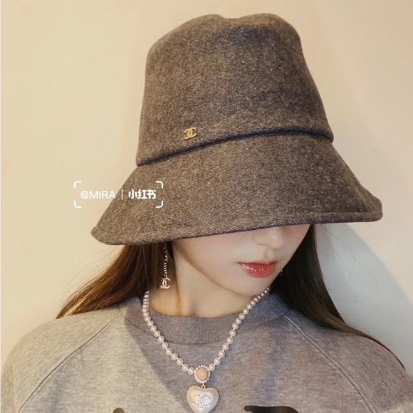 Authentic Chanel CLOCHE HAT in Gray, Black & Silver - Picture 6 of 10
